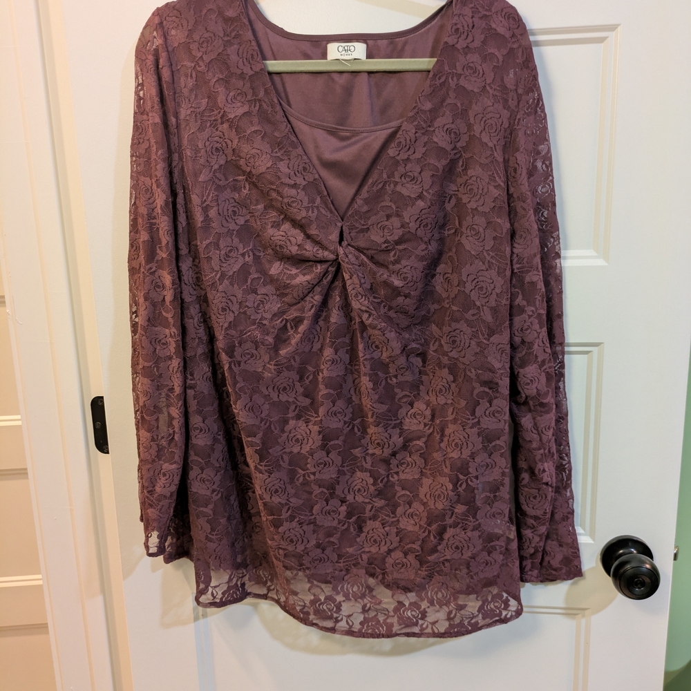 🔴3/$15 Cato Mauve Lace Blouse